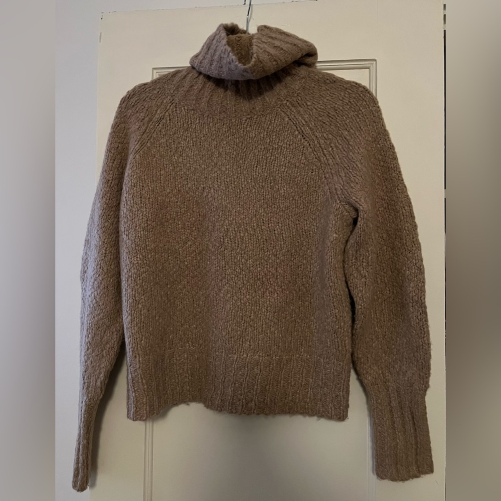 J crew tan turtleneck sweater size xs